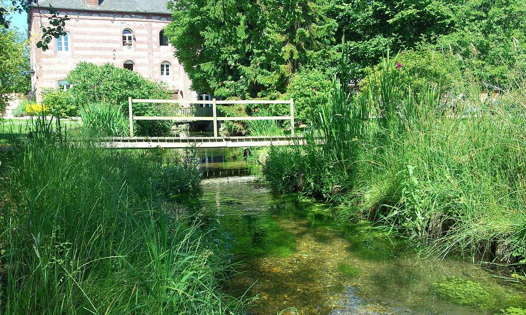 Gite De L'Ancien Moulin Valmont  Екстериор снимка